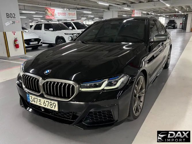 BMW 5-Series M550i xDrive
