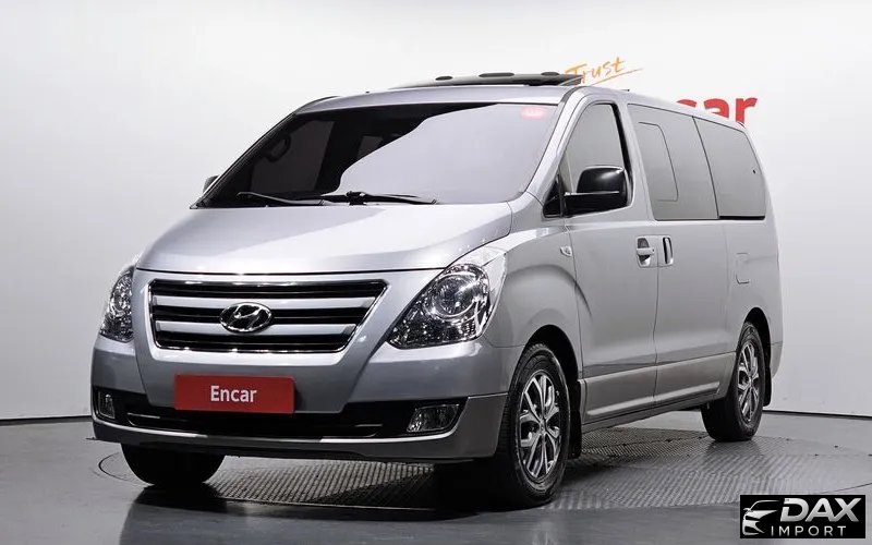 Hyundai Starex 12-Seater Wagon
