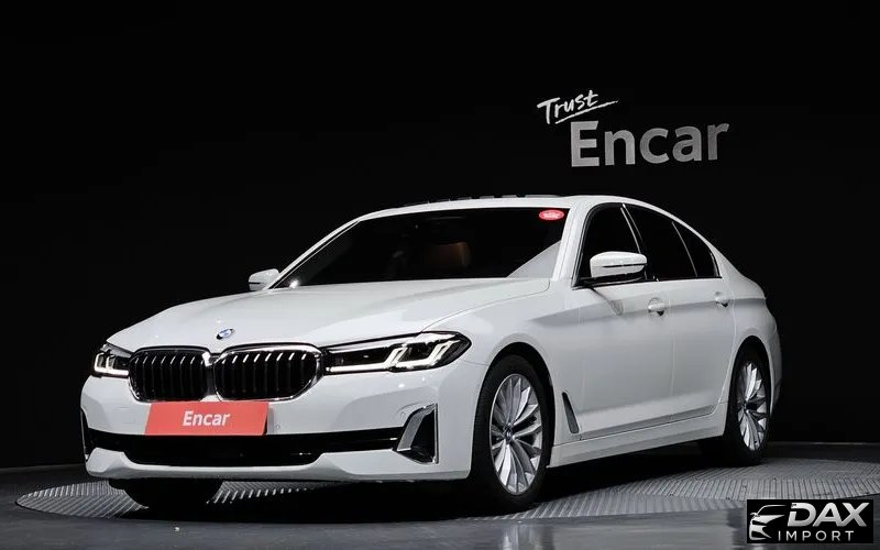 BMW 5-Series 520i Luxury