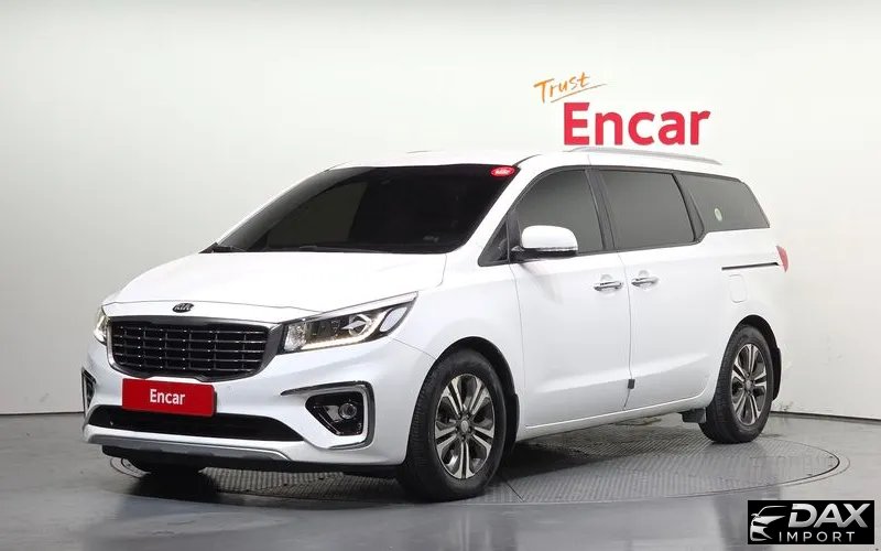 Kia Canival 9-Seater Luxury
