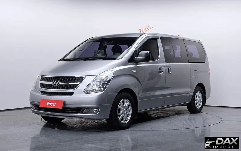 Hyundai Starex 12-Seater Wagon