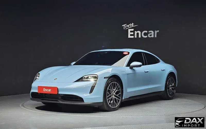 Porsche Taycan Base