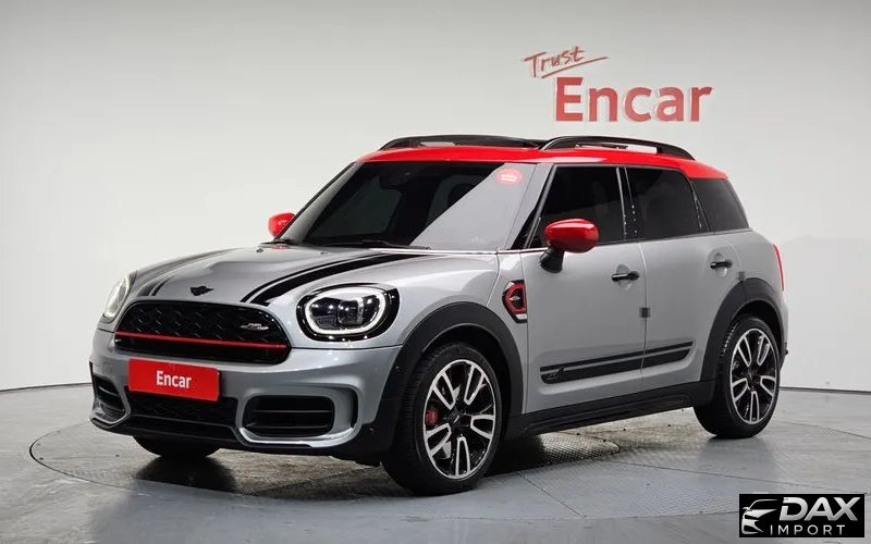 Mini Countryman JCW Launch Pack