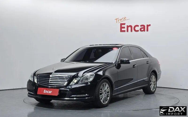 Mercedes-Benz E-Class E300 Elegance