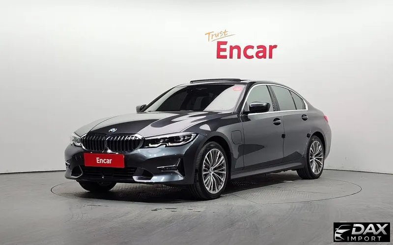 BMW 3-Series 330e Luxury