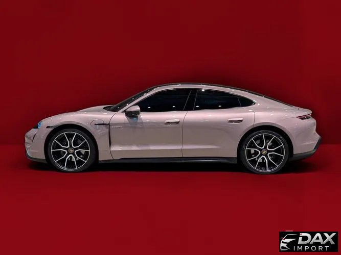 Porsche Taycan Base