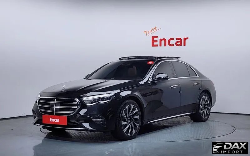 Mercedes-Benz E-Class E300 4MATIC Exclusive