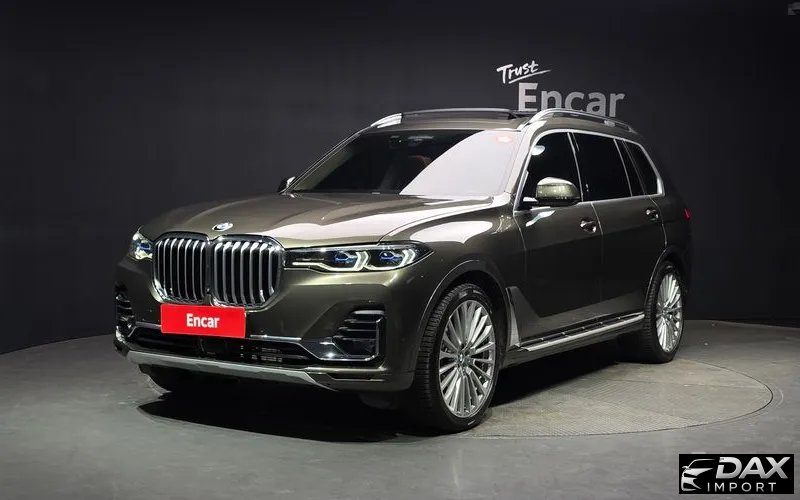 BMW X7 xDrive 40i Design Pure Excellence 6-Seater