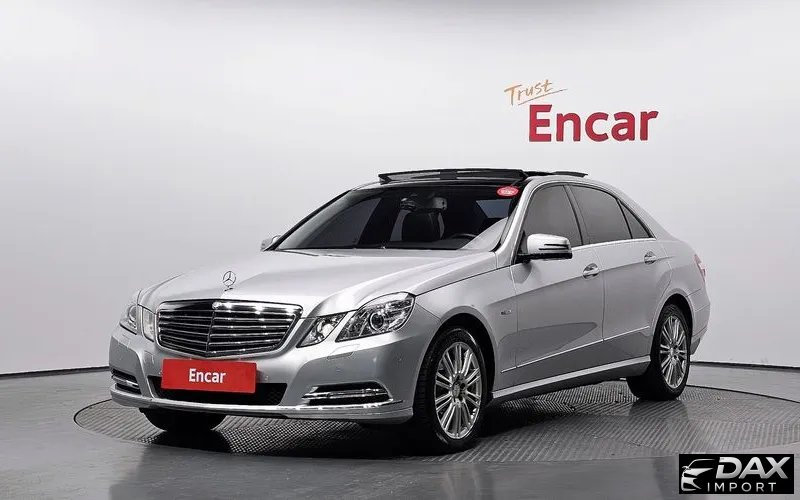 Mercedes-Benz E-Class E300 Elegance