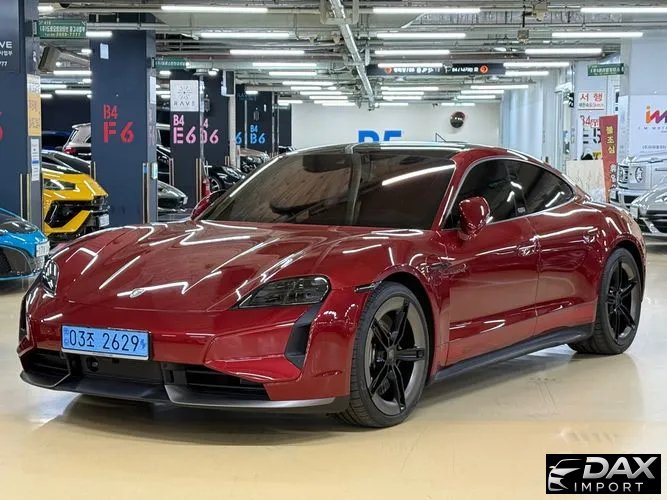 Porsche Taycan Turbo