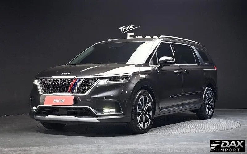 Kia Canival 9-Seater Signature