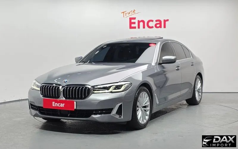 BMW 5-Series 520i Luxury
