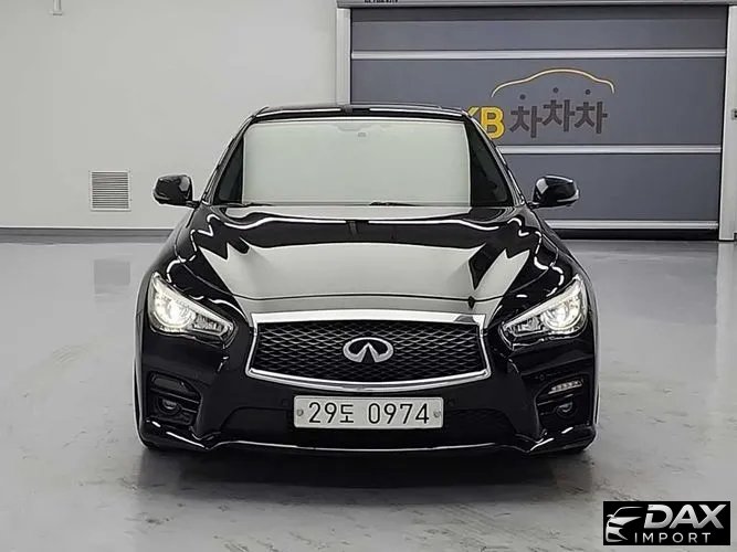 Infiniti Q50 3.5 Hybrid Hi-Tech