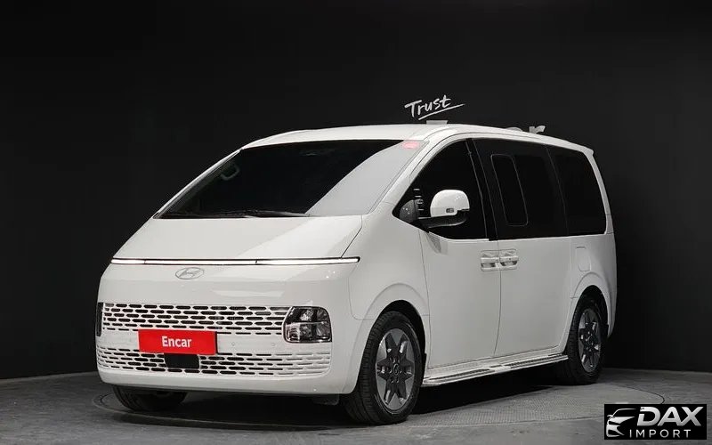 Hyundai Staria Tourer 9-Seater