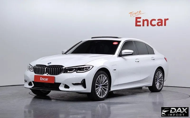 BMW 3-Series 320e Luxury