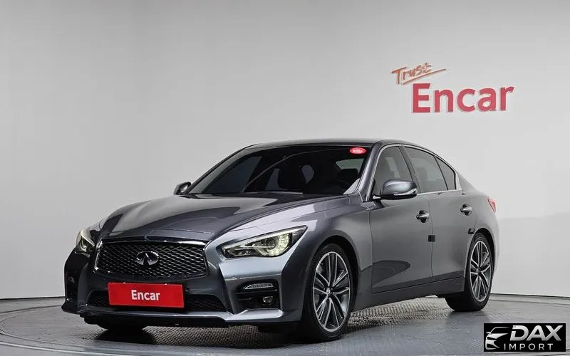 Infiniti Q50 3.5 Hybrid Essence