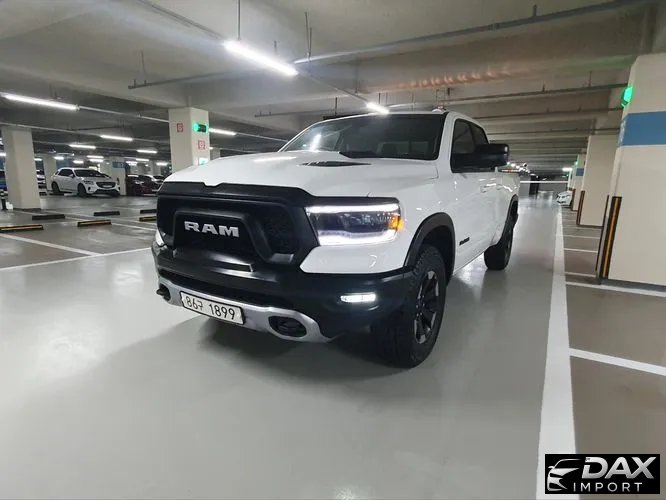 Dodge Ram Pick Up 5.7
