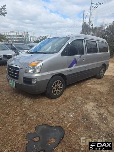 Hyundai Starex 12-Seater CRDi