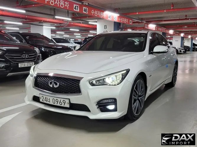 Infiniti Q50 3.5 Hybrid Essence