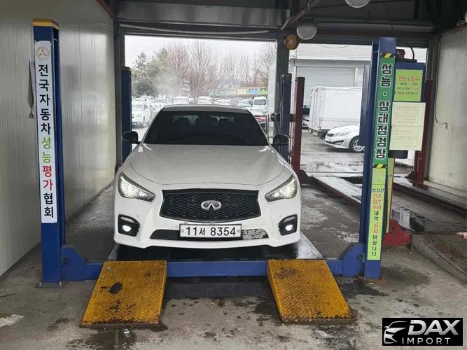 Infiniti Q50 3.5 Hybrid Hi-Tech