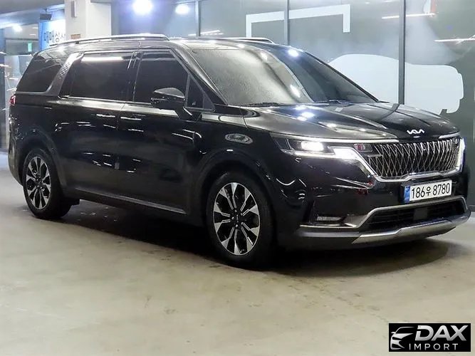 Kia Canival Gasoline 9-Seater Signature