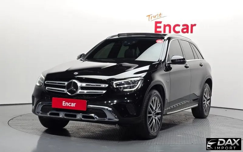 Mercedes-Benz GLC-Class GLC300e 4MATIC