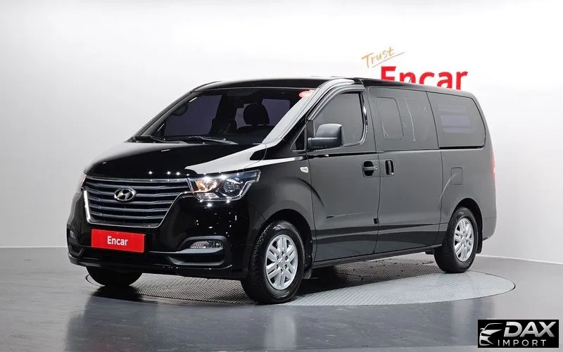 Hyundai Starex Van 5-Seater