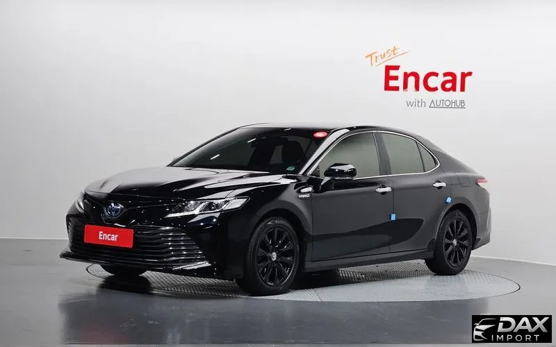 Toyota Camry 2.5 LE Hybrid