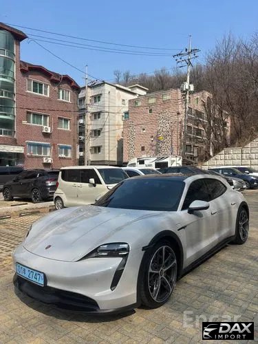 Porsche Taycan 4 Cross Turismo