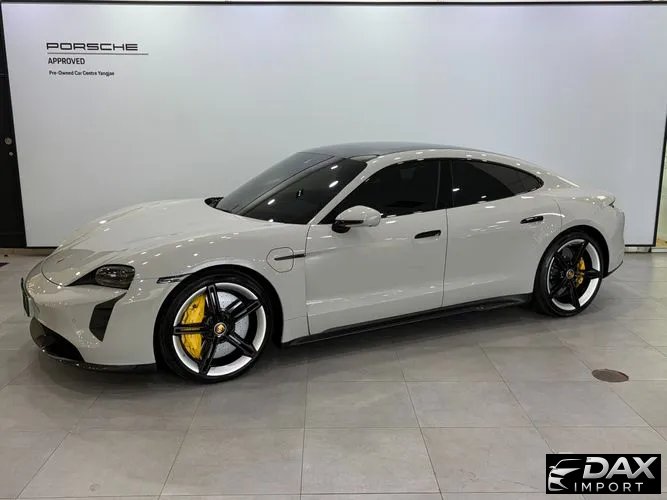 Porsche Taycan Turbo S