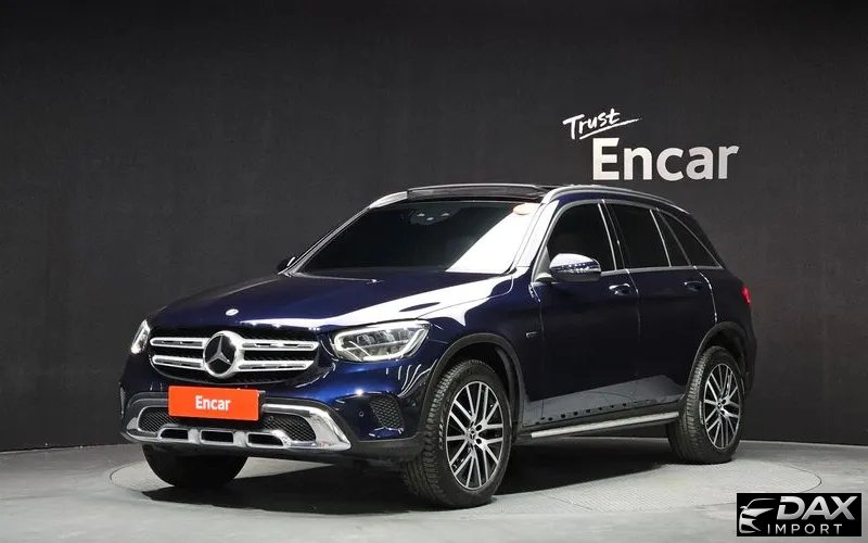 Mercedes-Benz GLC-Class GLC300e 4MATIC