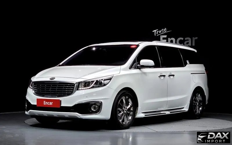 Kia Canival 7-seater Limousine