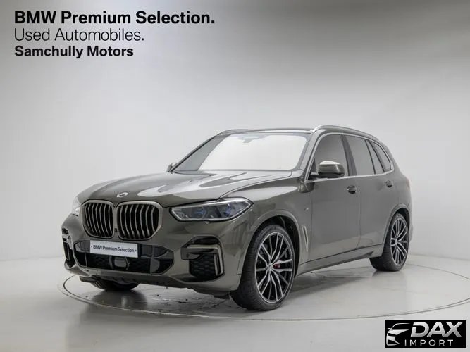 BMW X5 M50i