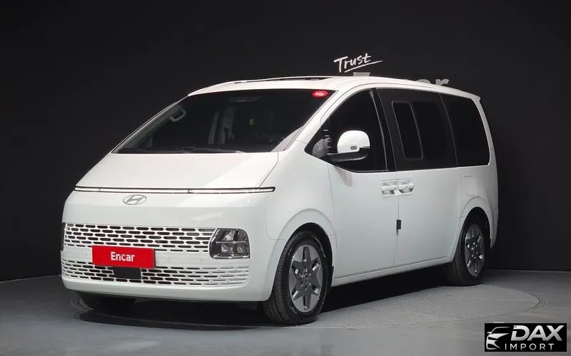 Hyundai Staria Tourer 9-Seater