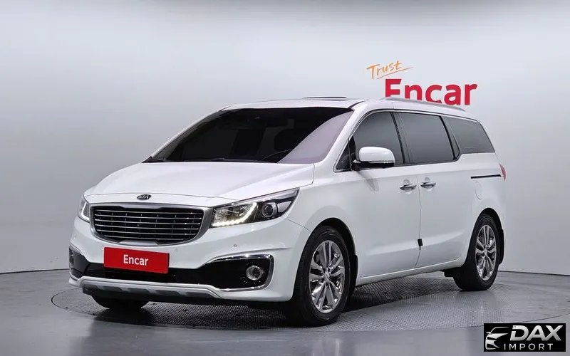 Kia Canival Gasoline 7-seater Limousine