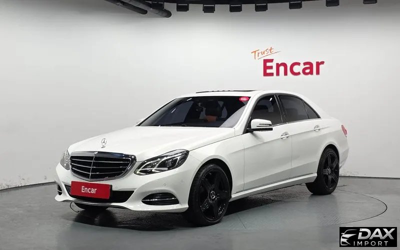Mercedes-Benz E-Class E300 Elegance