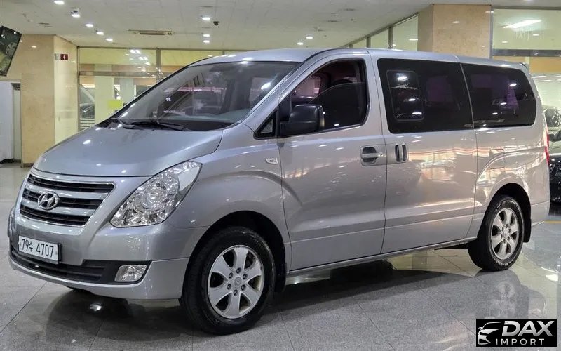 Hyundai Starex 4WD 12-Seater Wagon