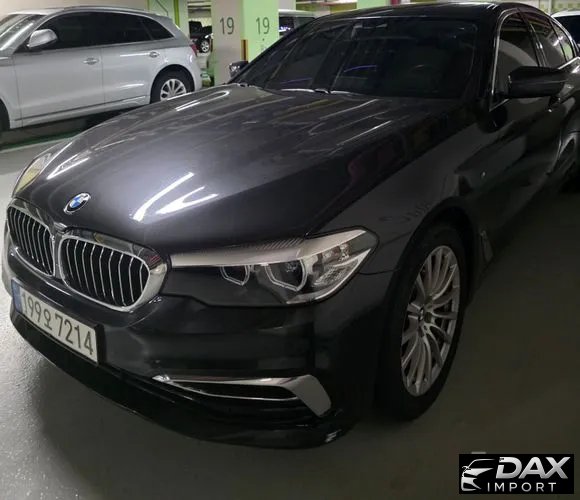 BMW 5-Series 520i Luxury