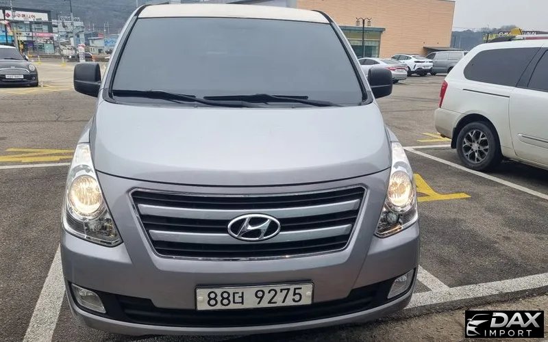 Hyundai Starex 3-Seater VAN