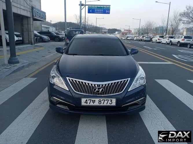 Hyundai Grandeur HG240 Modern