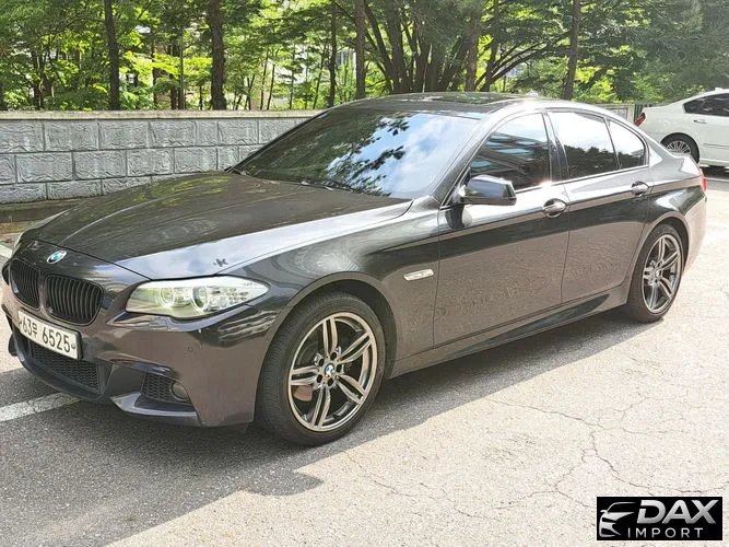 BMW 5-Series 528i