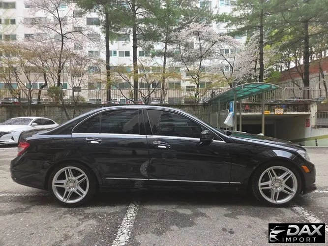 Mercedes-Benz C-Class C300