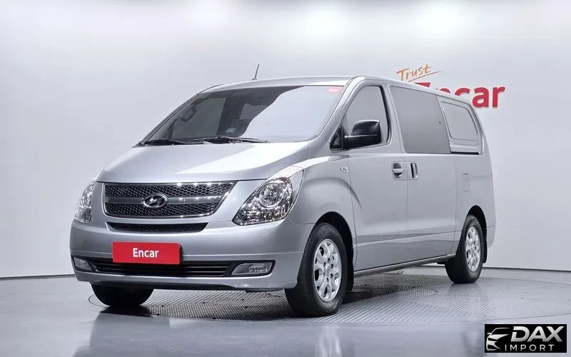 Hyundai Starex 5-Seater VAN