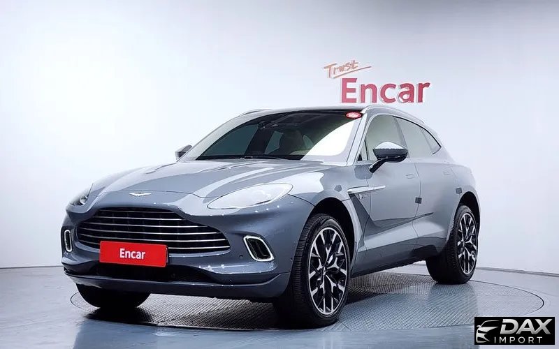 Astonmartin DBX 4.0 V8