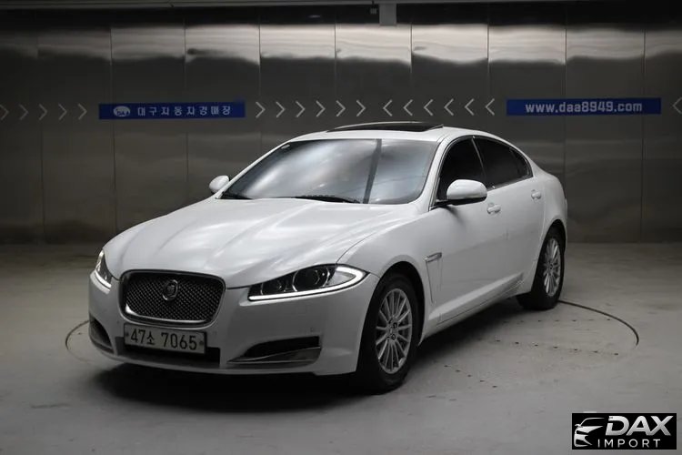 Jaguar XF 2.0 Luxury