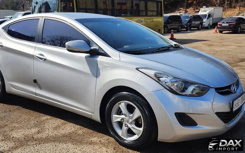 Hyundai AVANTE M16 GDI Deluxe