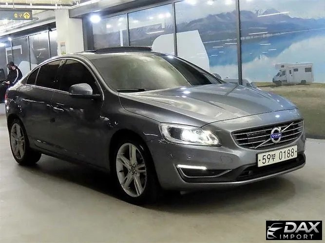 Volvo S60 D4