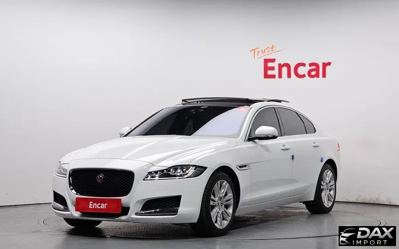 Jaguar XF 25t Portfolio