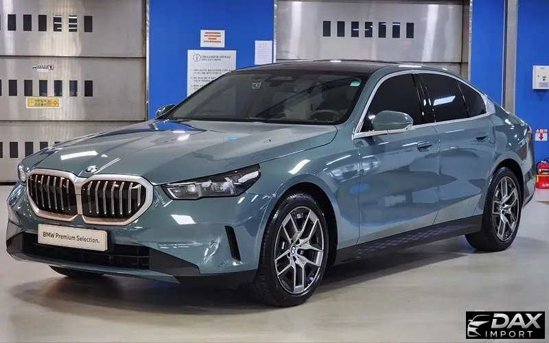 BMW 5-Series 520i