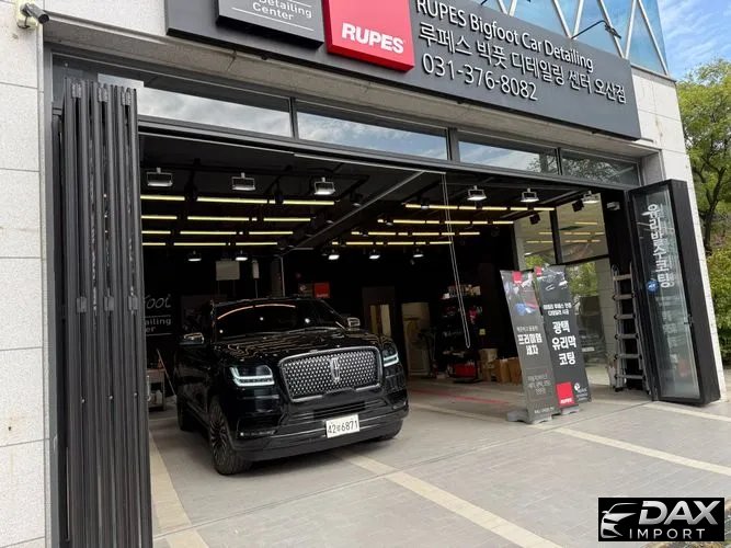 Lincoln Navigator 3.5L Black Label